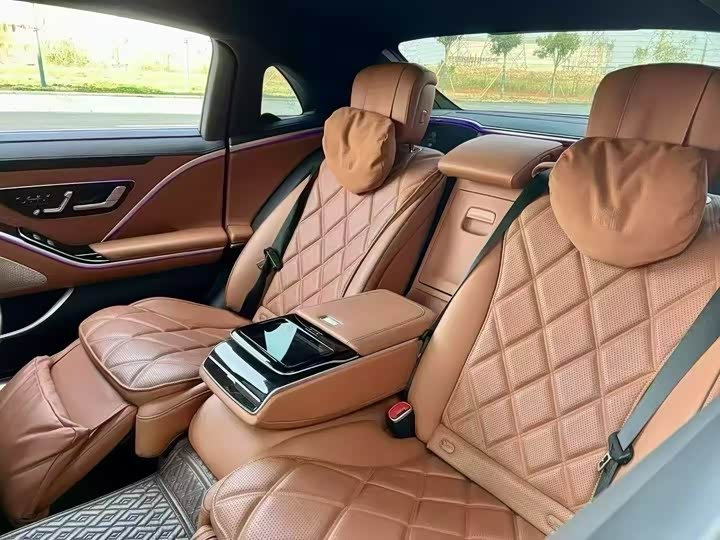 Фото 8 - Mercedes-Benz Maybach S-Class