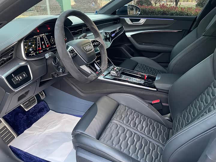 Фото 7 - Audi RS 7