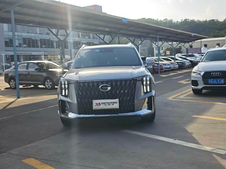 Фото 2 - GAC Trumpchi GS8