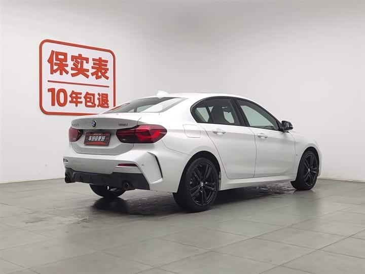 Фото 2 - BMW 1 Series