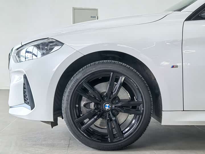 Фото 4 - BMW 1 Series