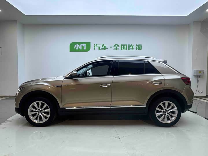 Фото 6 - Volkswagen T-Roc