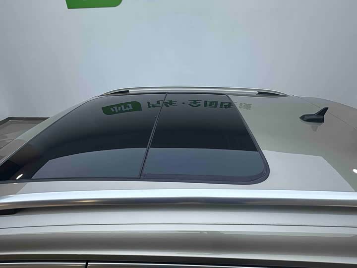 Фото 7 - Volkswagen T-Roc