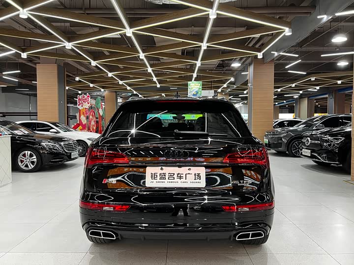 Фото 5 - Audi Q5L