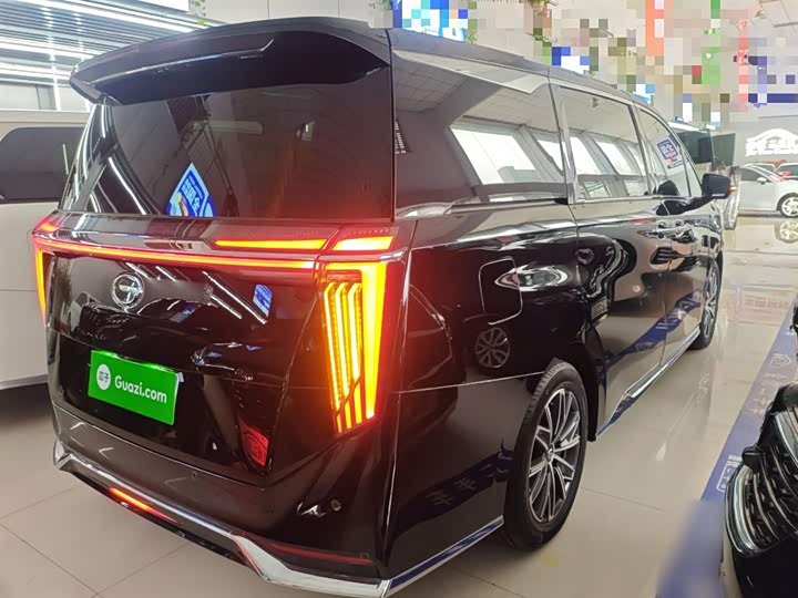 Фото 7 - GAC Trumpchi M8