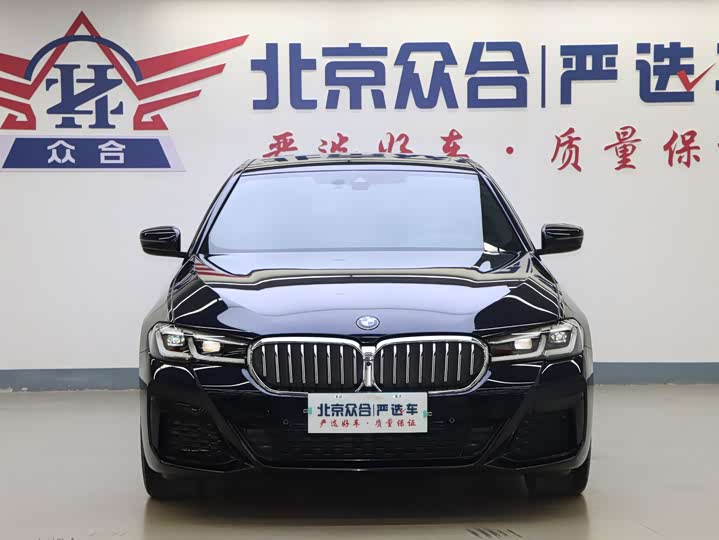 Фото 3 - BMW 5 Series