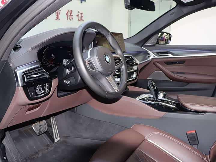 Фото 6 - BMW 5 Series