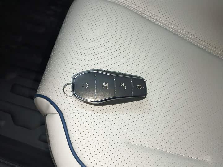 Фото 9 - BYD Destroyer 05