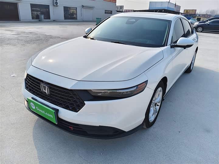 Фото 2 - Honda Accord