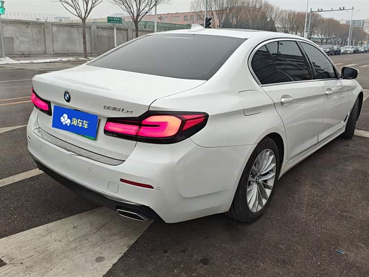 Фото 3 - BMW 5 Series Hybrid