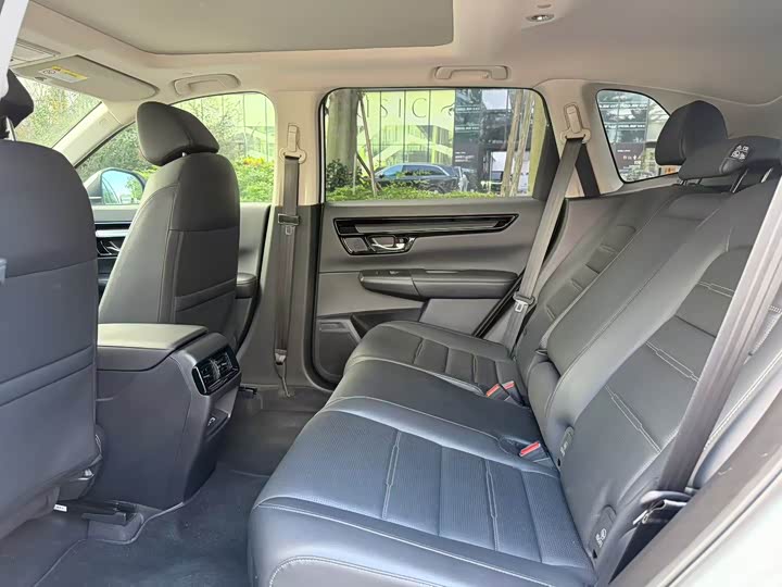 Фото 6 - Honda CR-V