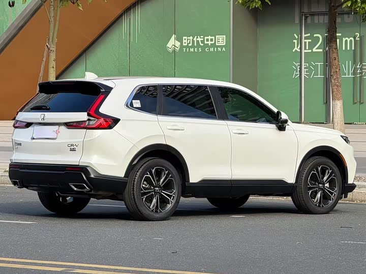 Фото 9 - Honda CR-V