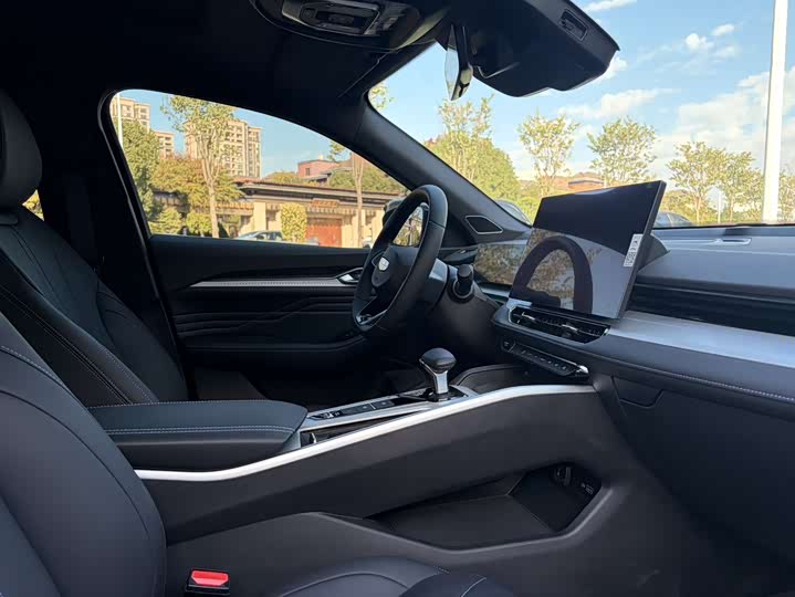 Фото 9 - Geely Preface