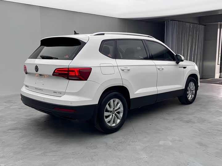 Фото 7 - Volkswagen Tharu