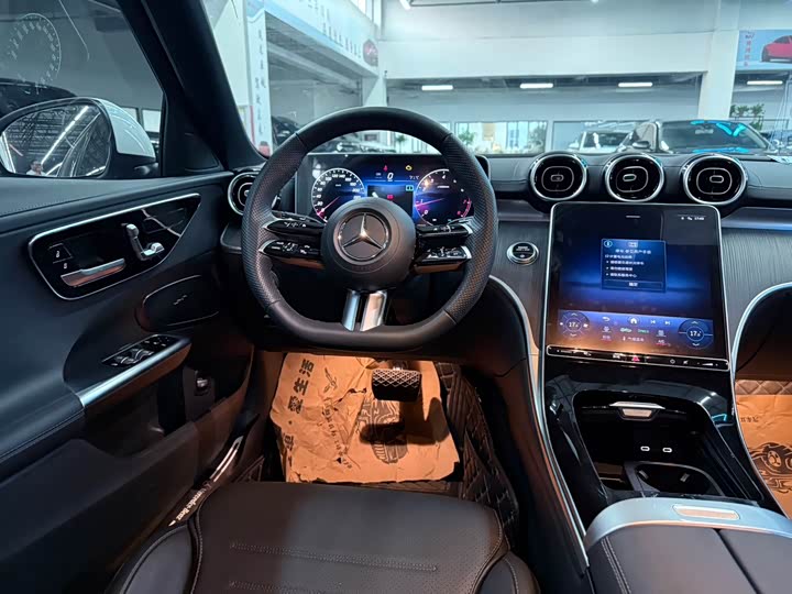 Фото 5 - Mercedes-Benz C-Class