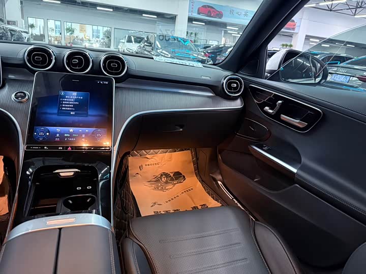 Фото 6 - Mercedes-Benz C-Class