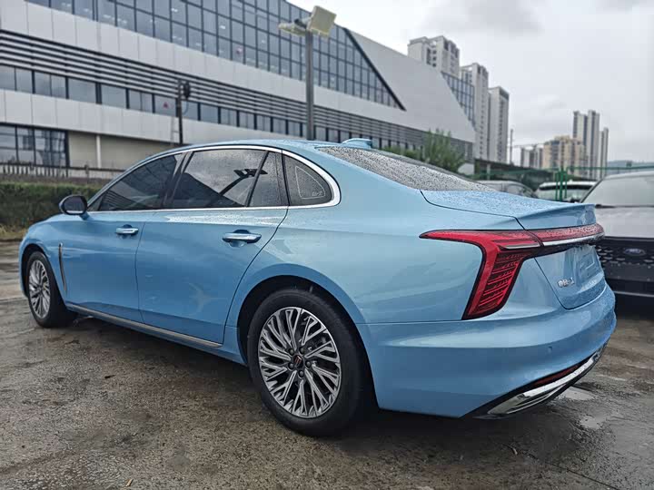 Фото 6 - Hongqi H5