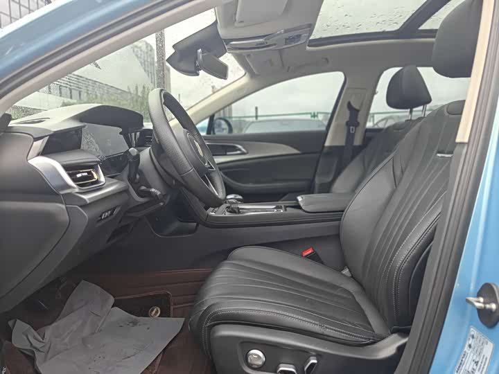 Фото 8 - Hongqi H5