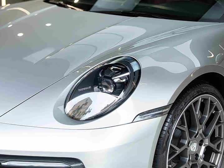 Фото 4 - Porsche 911