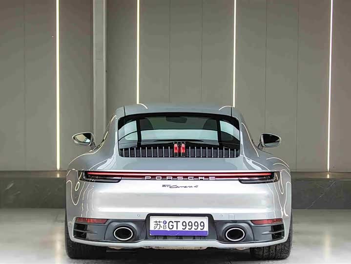 Фото 9 - Porsche 911