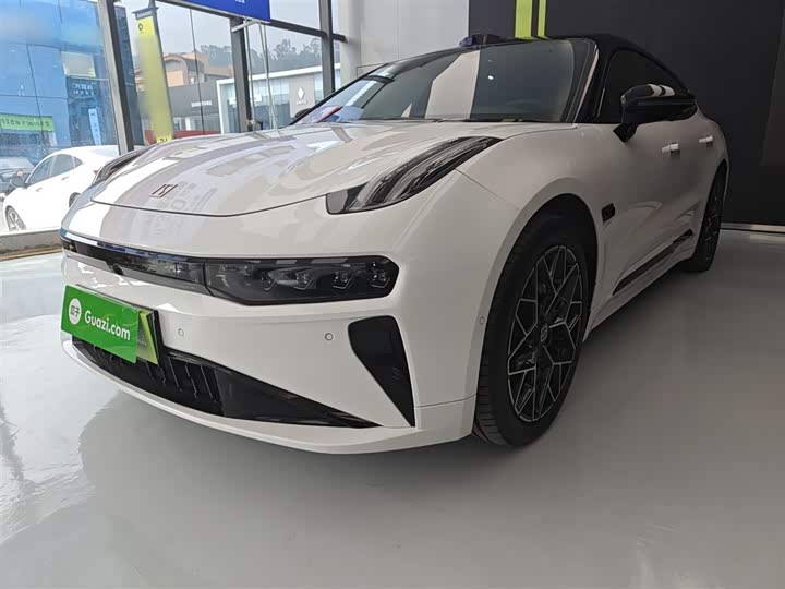 Фото 1 - Zeekr 001