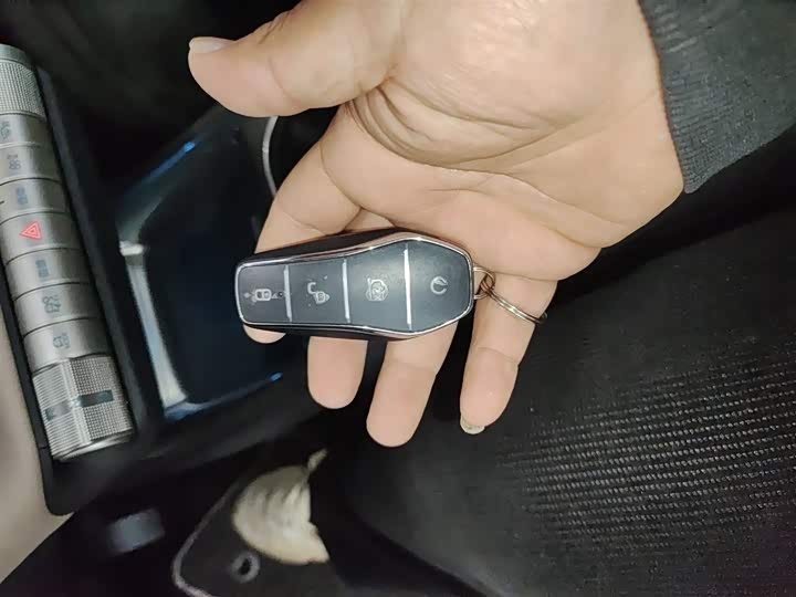 Фото 9 - BYD Dolphin