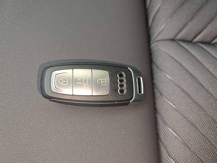 Фото 9 - Audi A3