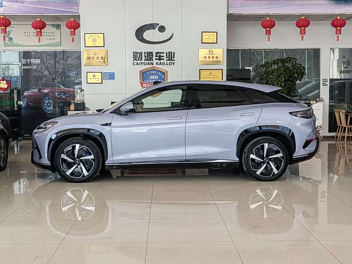 Фото 3 - BYD Sea Lion 07 EV