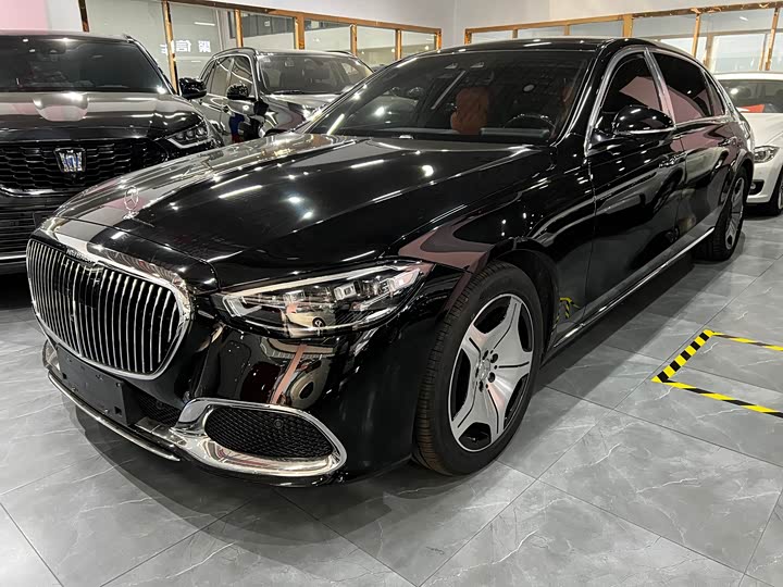 Фото 1 - Mercedes-Benz Maybach S-Class