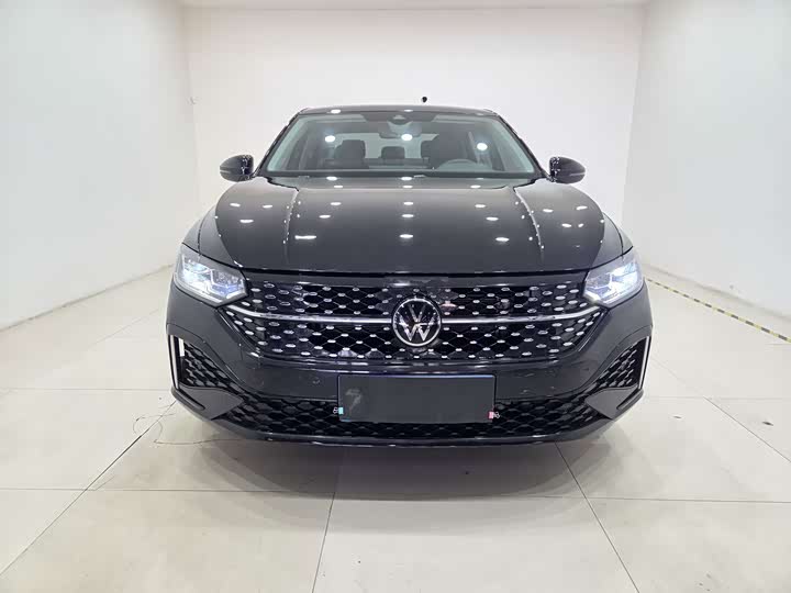 Фото 2 - Volkswagen Lavida