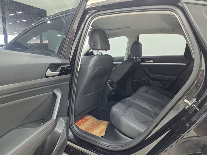 Фото 6 - Volkswagen Lavida