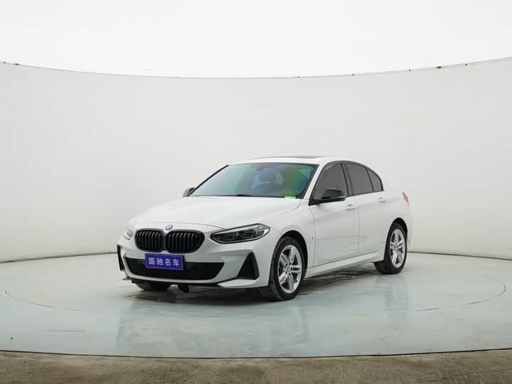 Фото 1 - BMW 1 Series