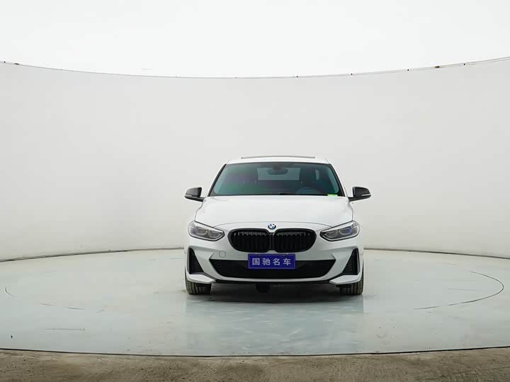 Фото 2 - BMW 1 Series