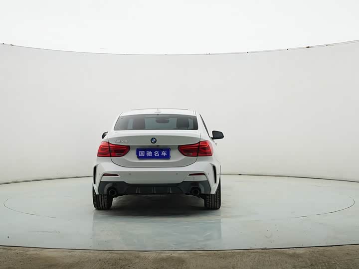 Фото 6 - BMW 1 Series