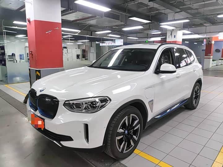 Фото 1 - BMW iX3