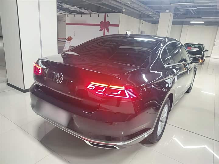 Фото 7 - Volkswagen Magotan