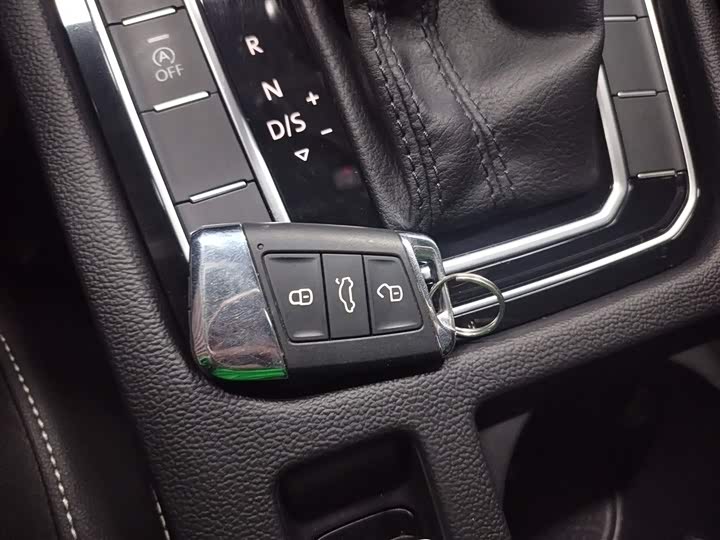 Фото 9 - Volkswagen Magotan