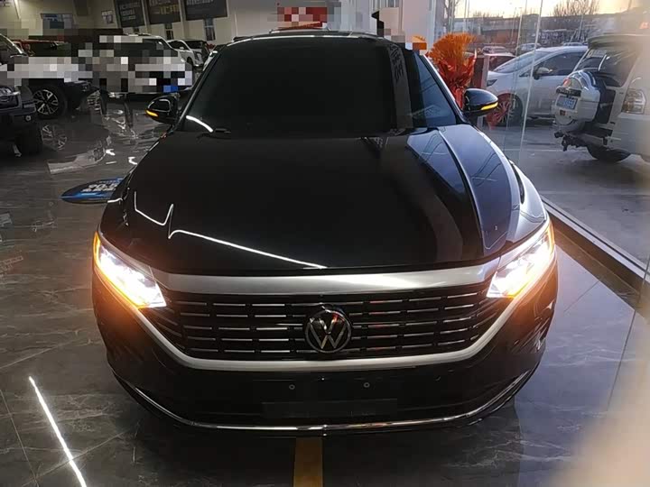 Фото 3 - Volkswagen Passat