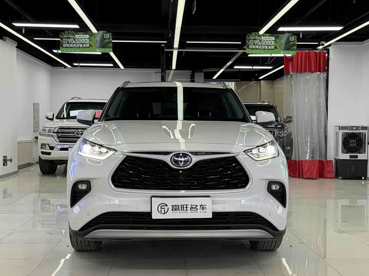 Фото 3 - Toyota Highlander