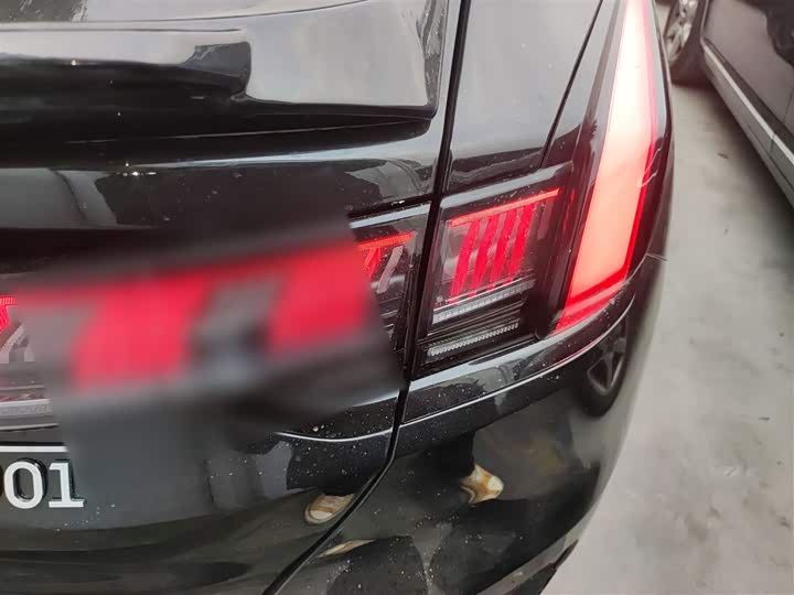 Фото 8 - Zeekr 001