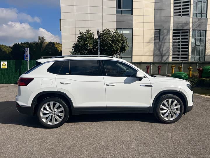 Фото 9 - Volkswagen Tayron