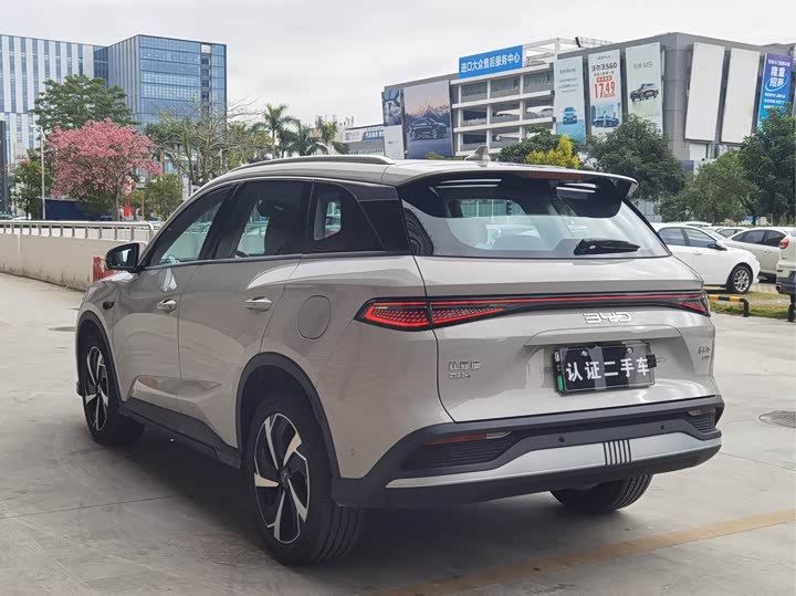 Фото 9 - BYD Sea Lion 05 DM-i Hybrid