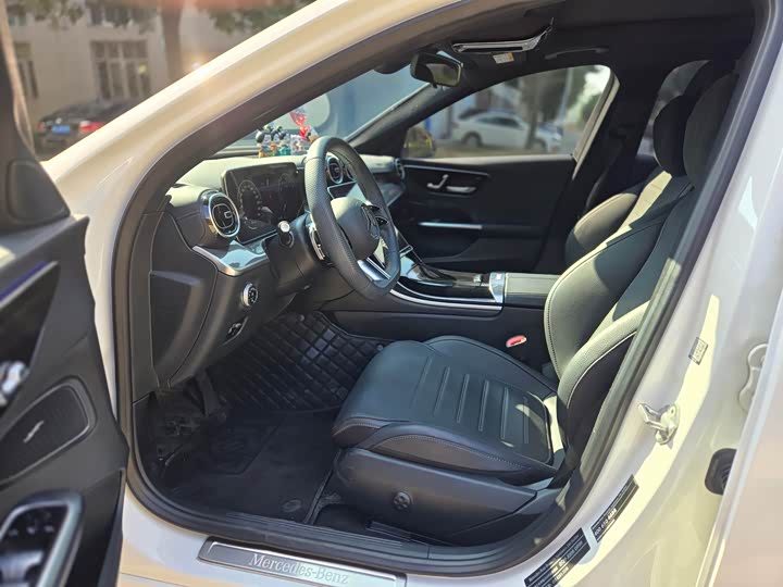 Фото 9 - Mercedes-Benz C-Class