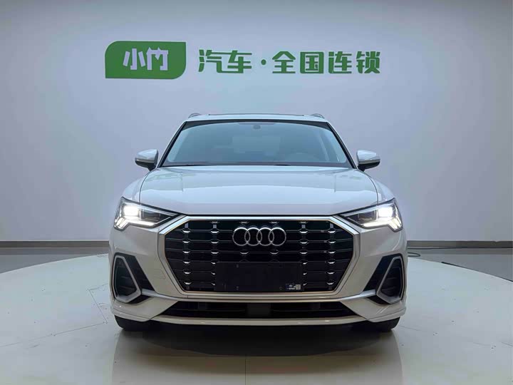 Фото 2 - Audi Q3
