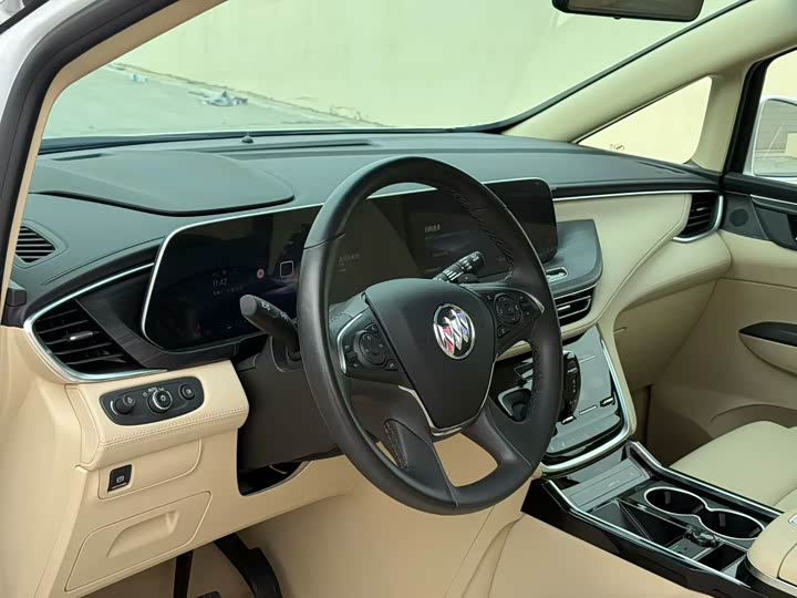 Фото 4 - Buick GL8 ES