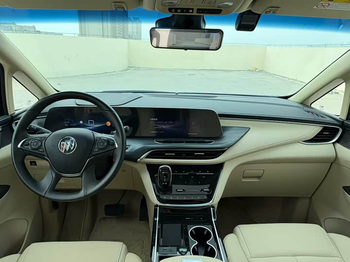 Фото 5 - Buick GL8 ES