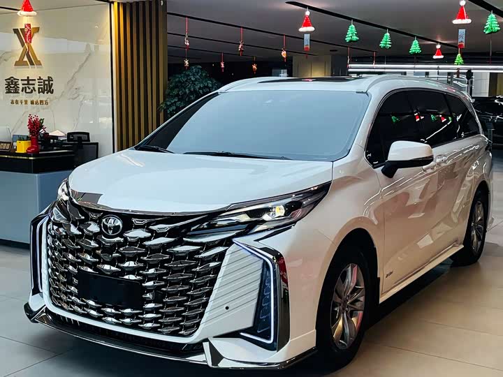 Фото 1 - Toyota Sienna