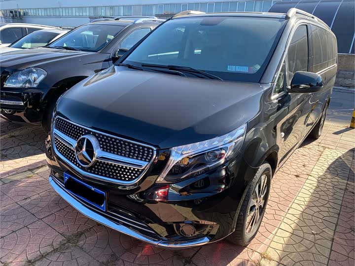 Фото 1 - Mercedes-Benz Vito