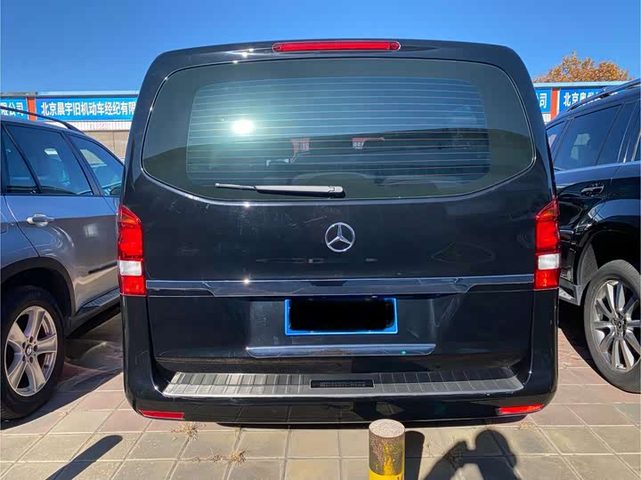 Фото 8 - Mercedes-Benz Vito