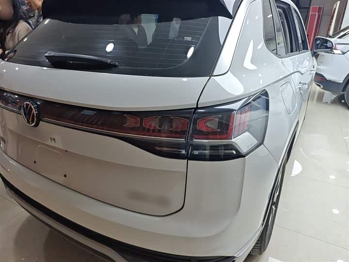 Фото 8 - Volkswagen Tayron